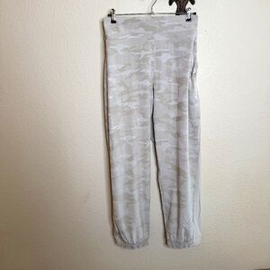 NWT Athleta Brooklyn Camo Jogger - women's plus size 24